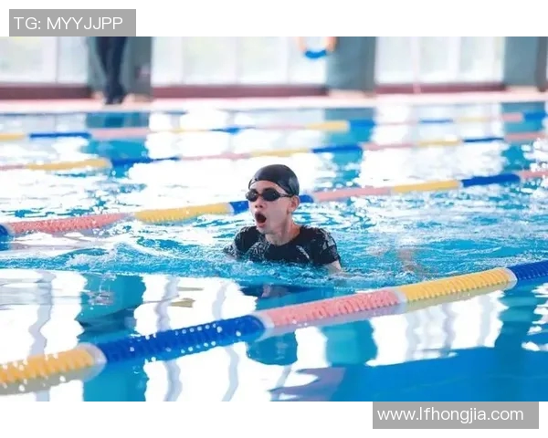 零基础轻松入门游泳技巧,掌握呼吸与姿势快速提升泳技 零基础轻松入门游泳技巧,掌握呼吸与姿势快速提升泳技