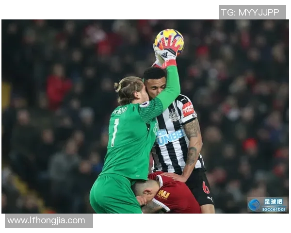 广州足球队防守反击战术分析及其得失影响探讨